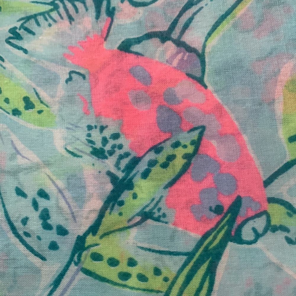 Lilly Pulitzer wrap in gorgeous blue with pink and green details - Picture 3 of 4